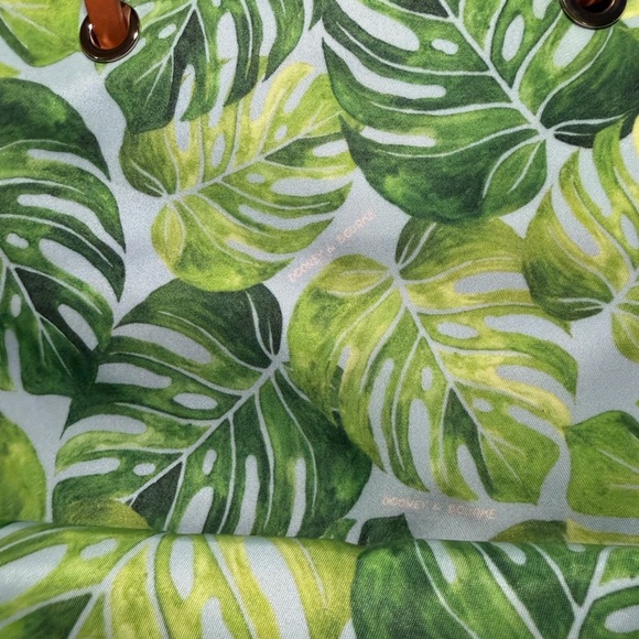 Dooney & Bourke Palm Montego Addison Medium Tote 
Made of Nylon and Leather - Picture 5 of 11